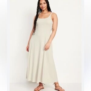 Old navy Sleeveless Maxi Dress